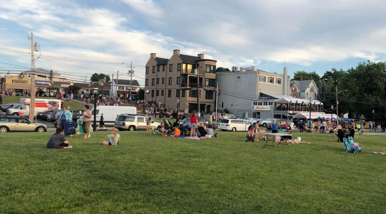 grass field in Keyport